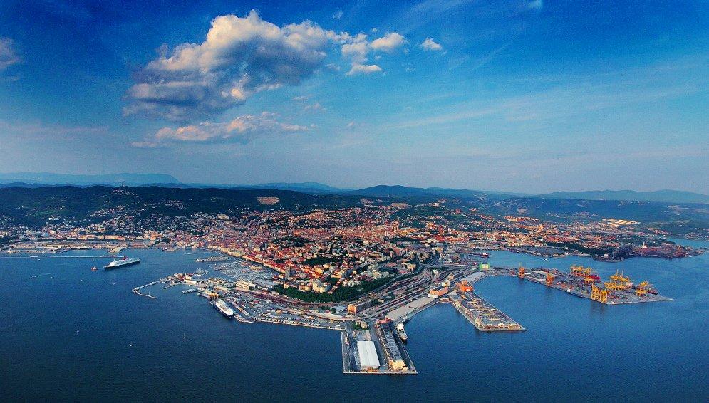 Zunarelli committed to the relaunch of the Free Port of Trieste