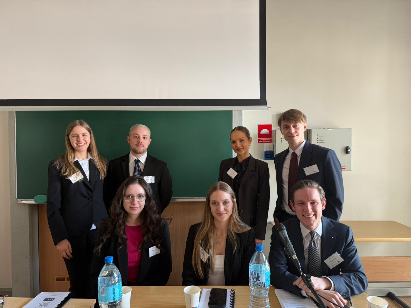 Lo Studio Zunarelli sostiene i giovani nella formazione internazionale: partecipazione della Mooting Society di Trieste al XVII Warsaw Pre-Moot